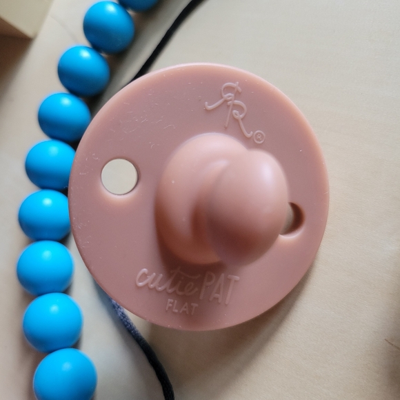 Teething Accessory Set - Picture 3 of 5